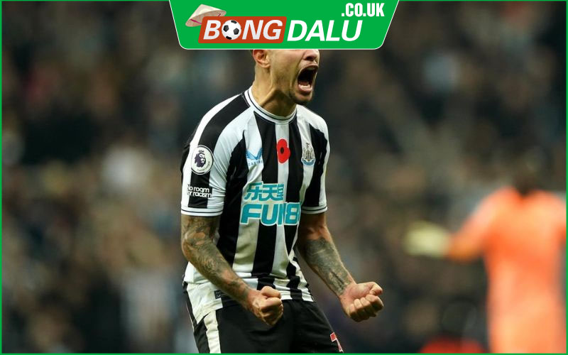 PSG đang dẫn đầu cuộc đua